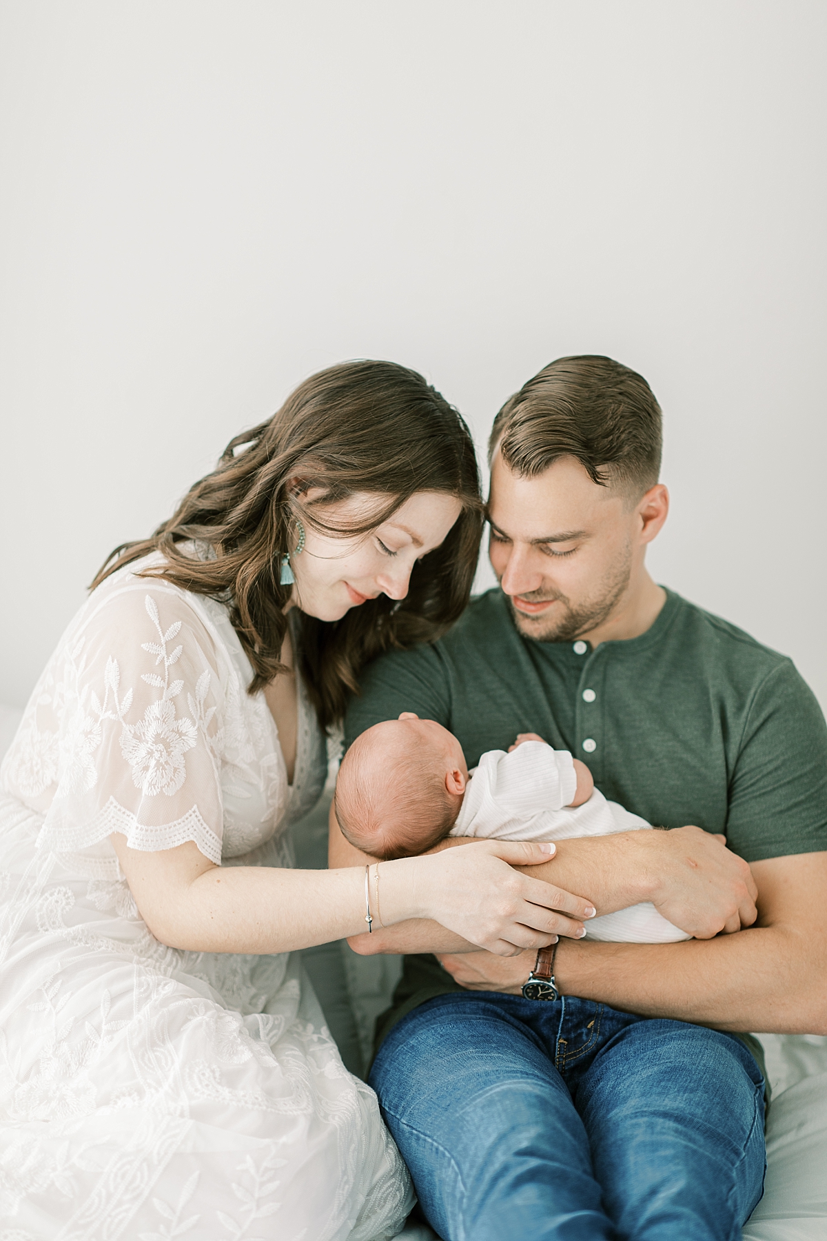 Rebecca Shivers Photography Studio Illume newborn photography parents and baby bright and airy