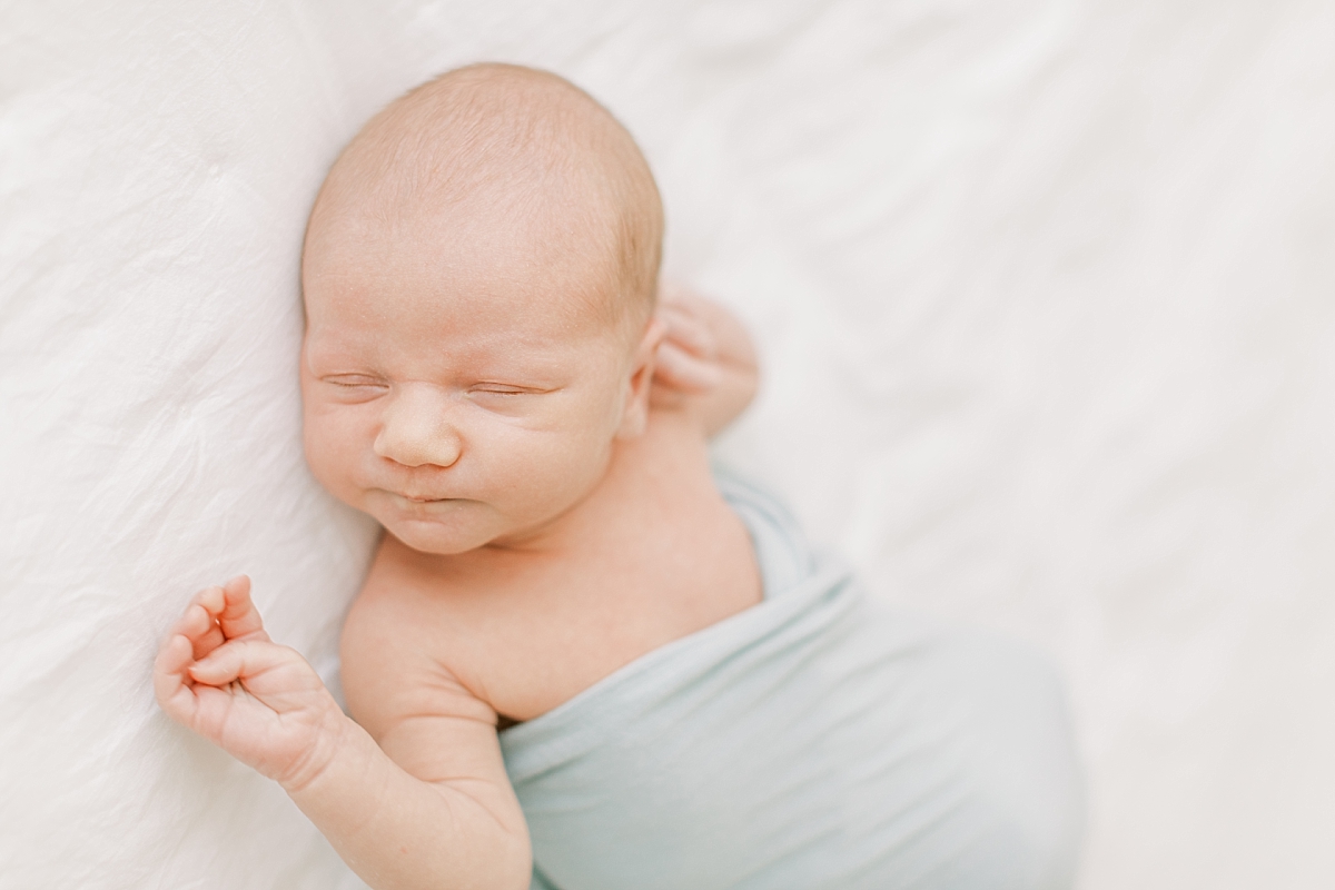 lifestyle newborn session with baby sleeping