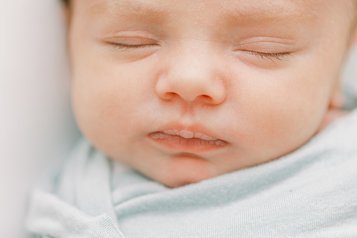 newborn photographer in lancaster pa rebecca shivers photography