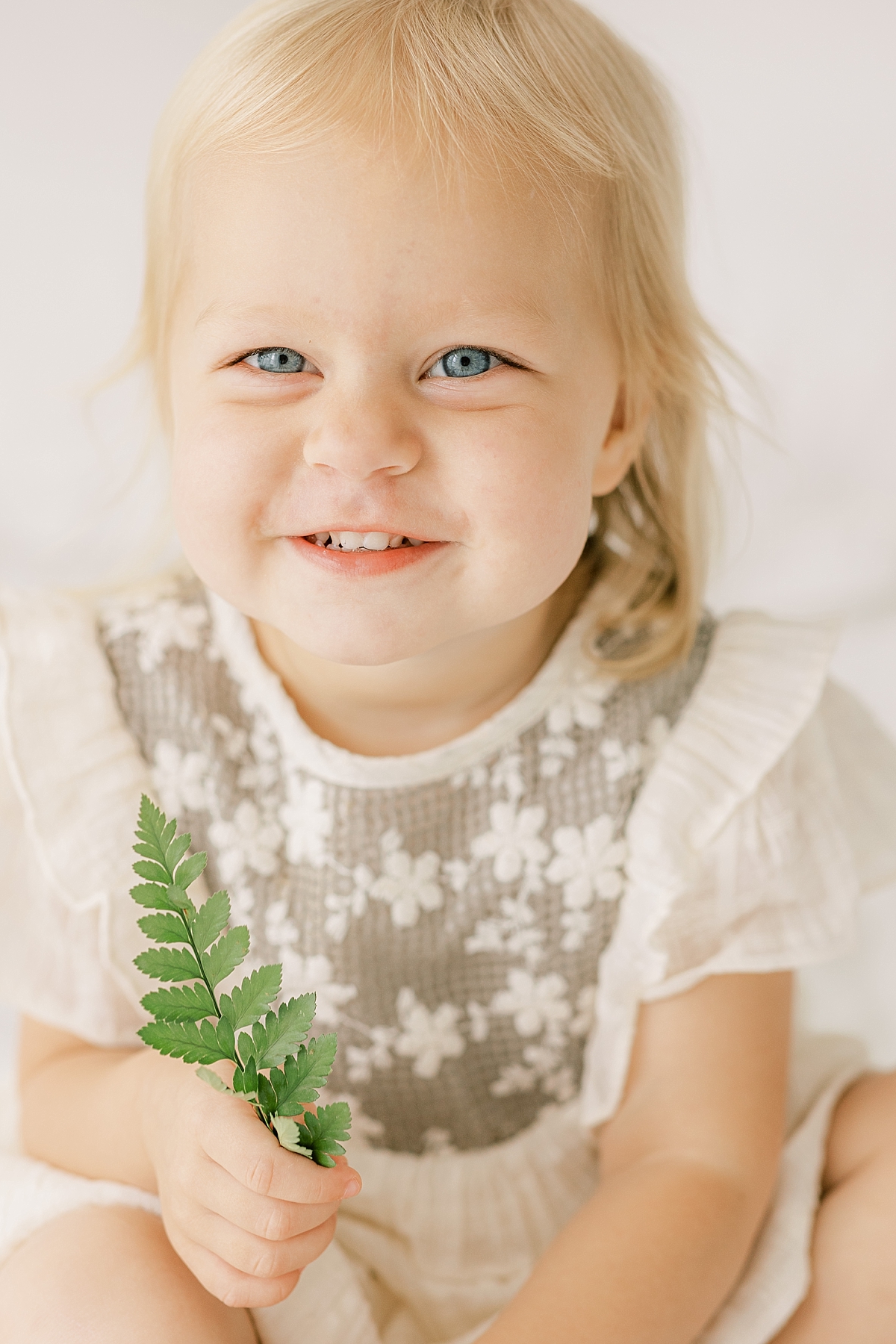 lancaster newborn photo studio big sister