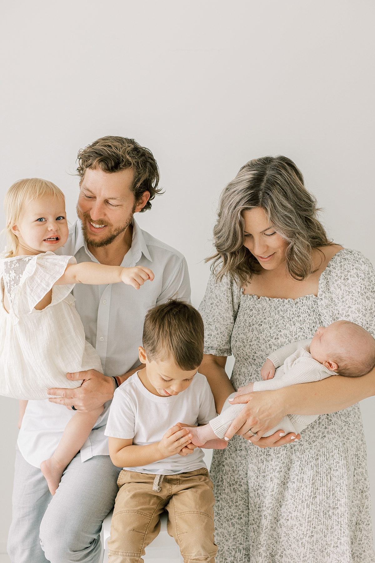 lancaster newborn photo studio whole family