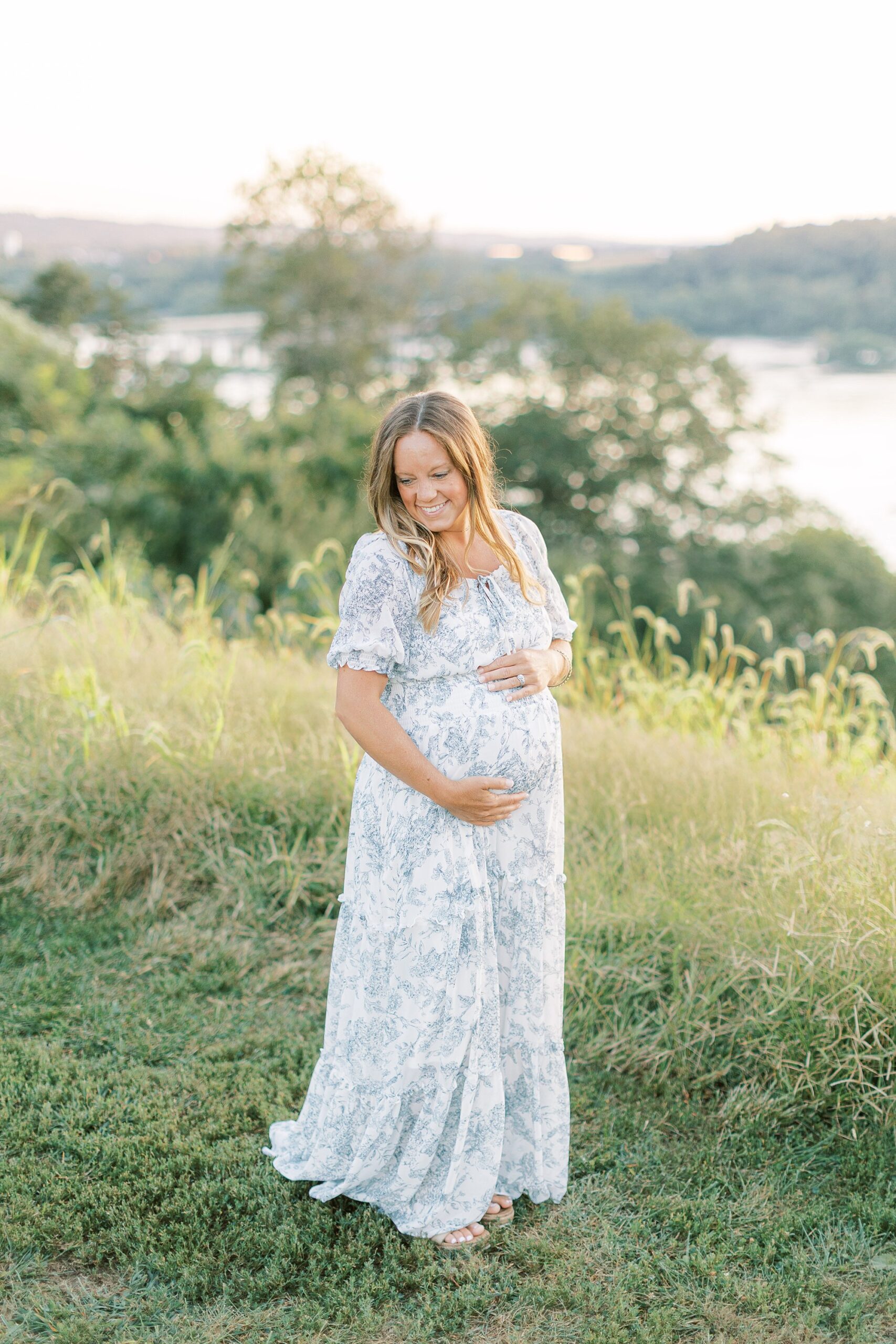 chickies rock maternity session newborn photographer